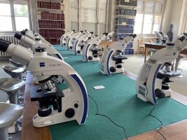 Microscopes ZEISS Primostar installés pour un congrès